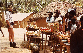 Firmengründer Rolf Bienert in Burundi