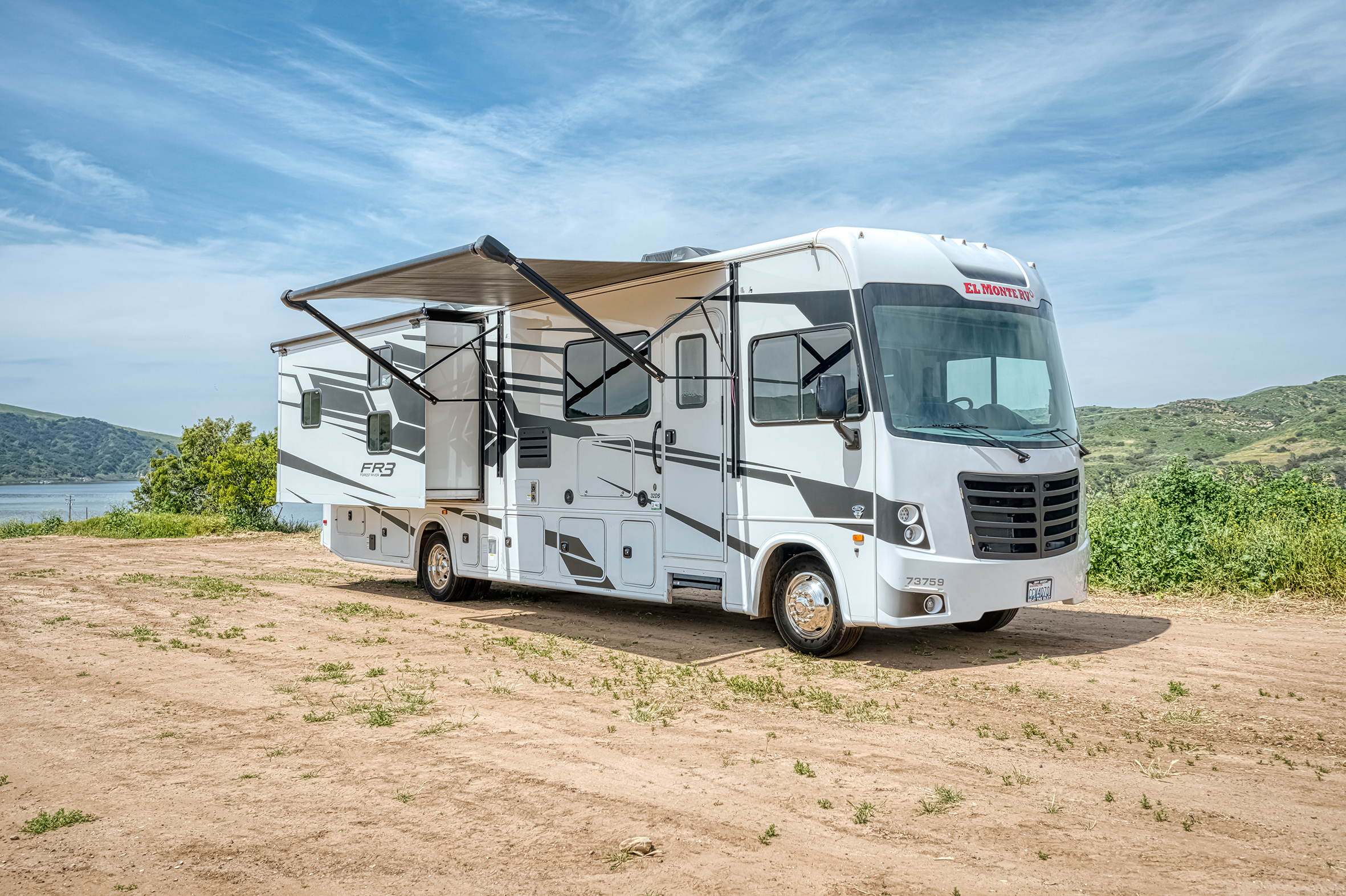 El Monte AF33 Camper von außen