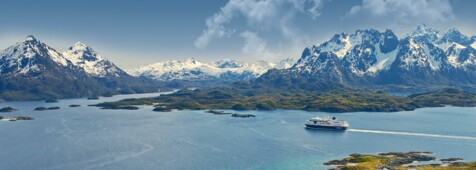 Hurtigruten Schiff in Raftsundet Norwegen © Trym Ivar Bergsmo