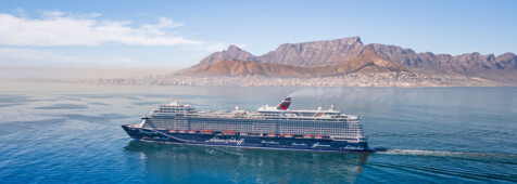  Mein Schiff 2 vor Kapstadt © Nikolaus Voßwinkel
