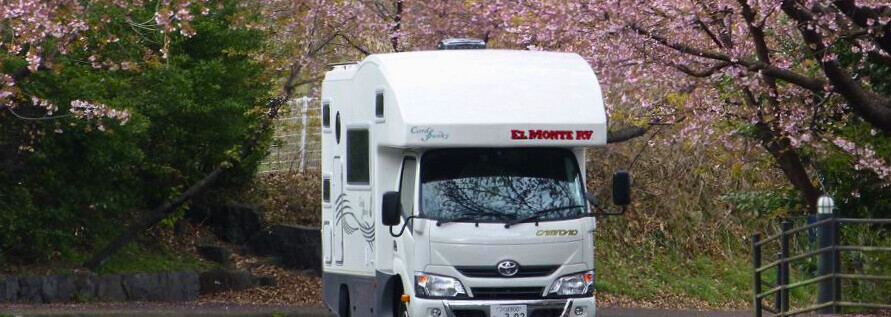 El Monte C16 Camper von außen