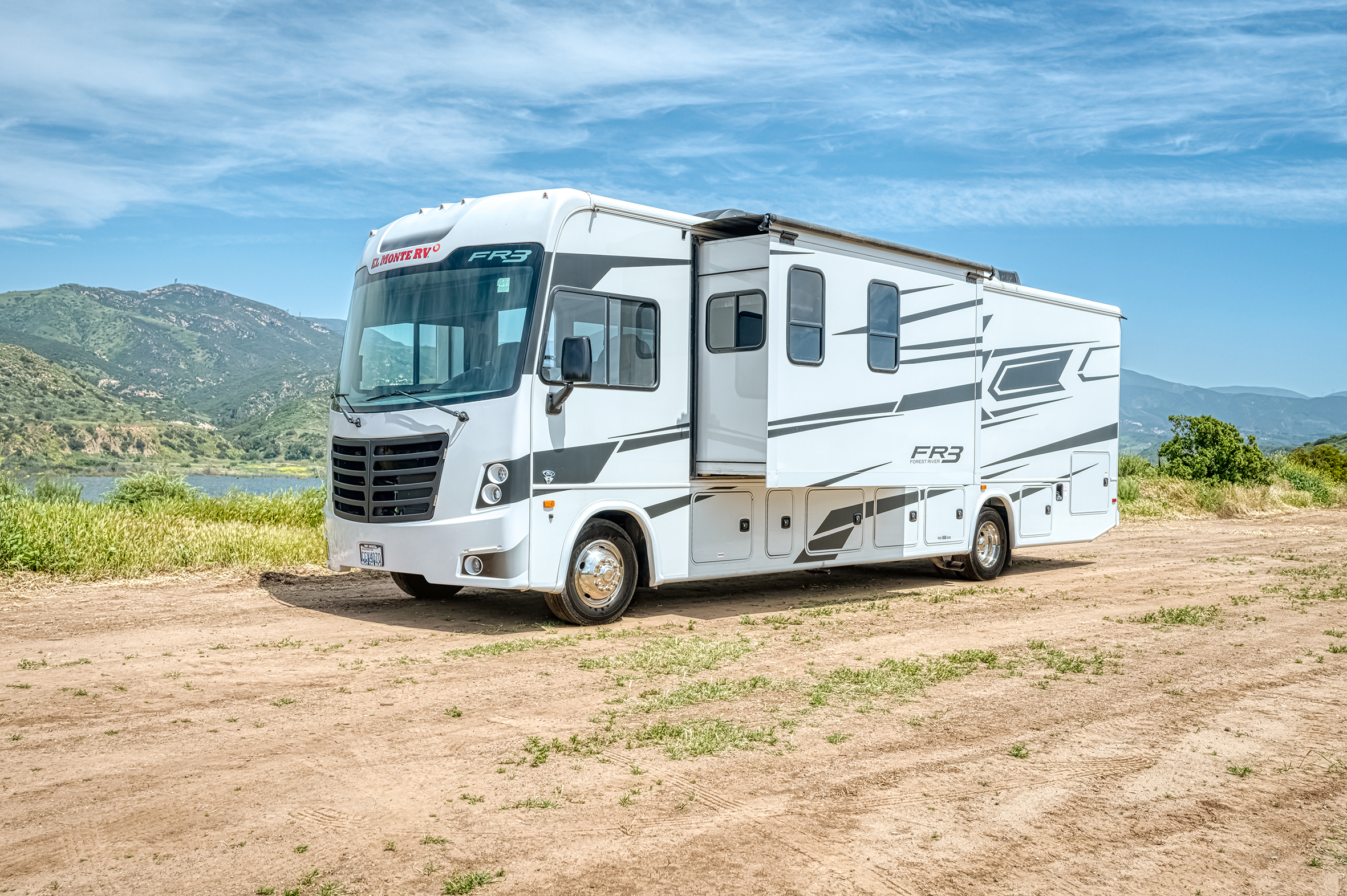 El Monte AF33 Camper mit Slide Out